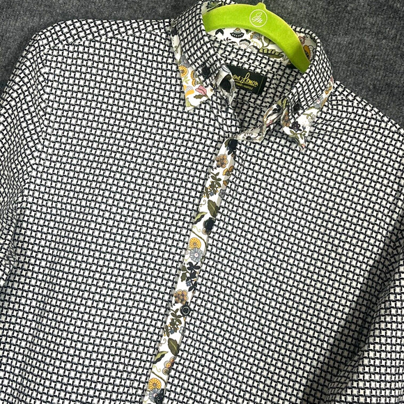 Banana Lemon Button Up Shirt Mens Gray and Black Geometric Floral Casual Preppy - Picture 2 of 12